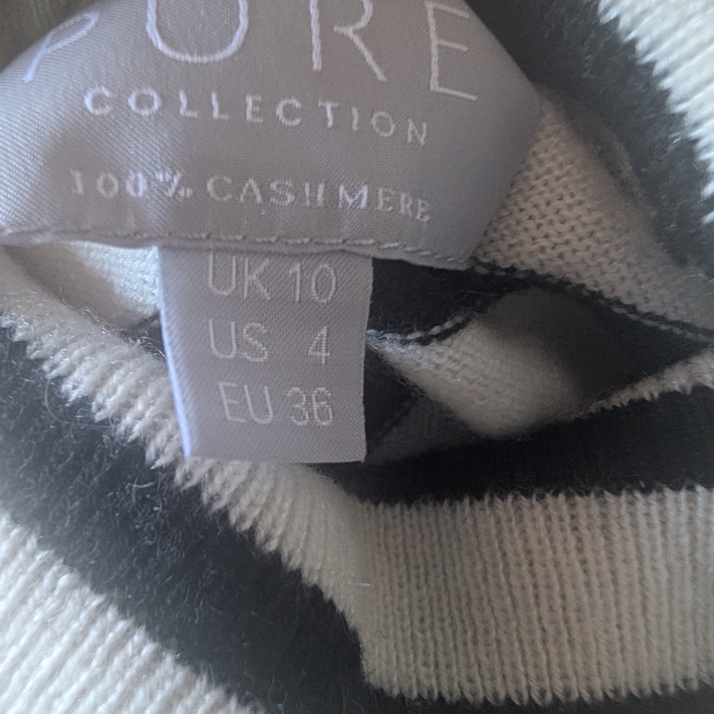 Pure Collection Cashemere Striped Black and White Turtleneck Sweater - Picture 4 of 6